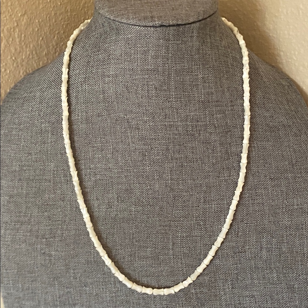 Vintage Mother of Pearl Beaded Necklace | Carved Barrel Beads | 25”